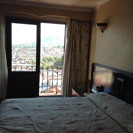 Hotel Real De Uruapan Uruapan  Экстерьер фото